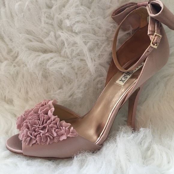 blush pink peep toe shoes